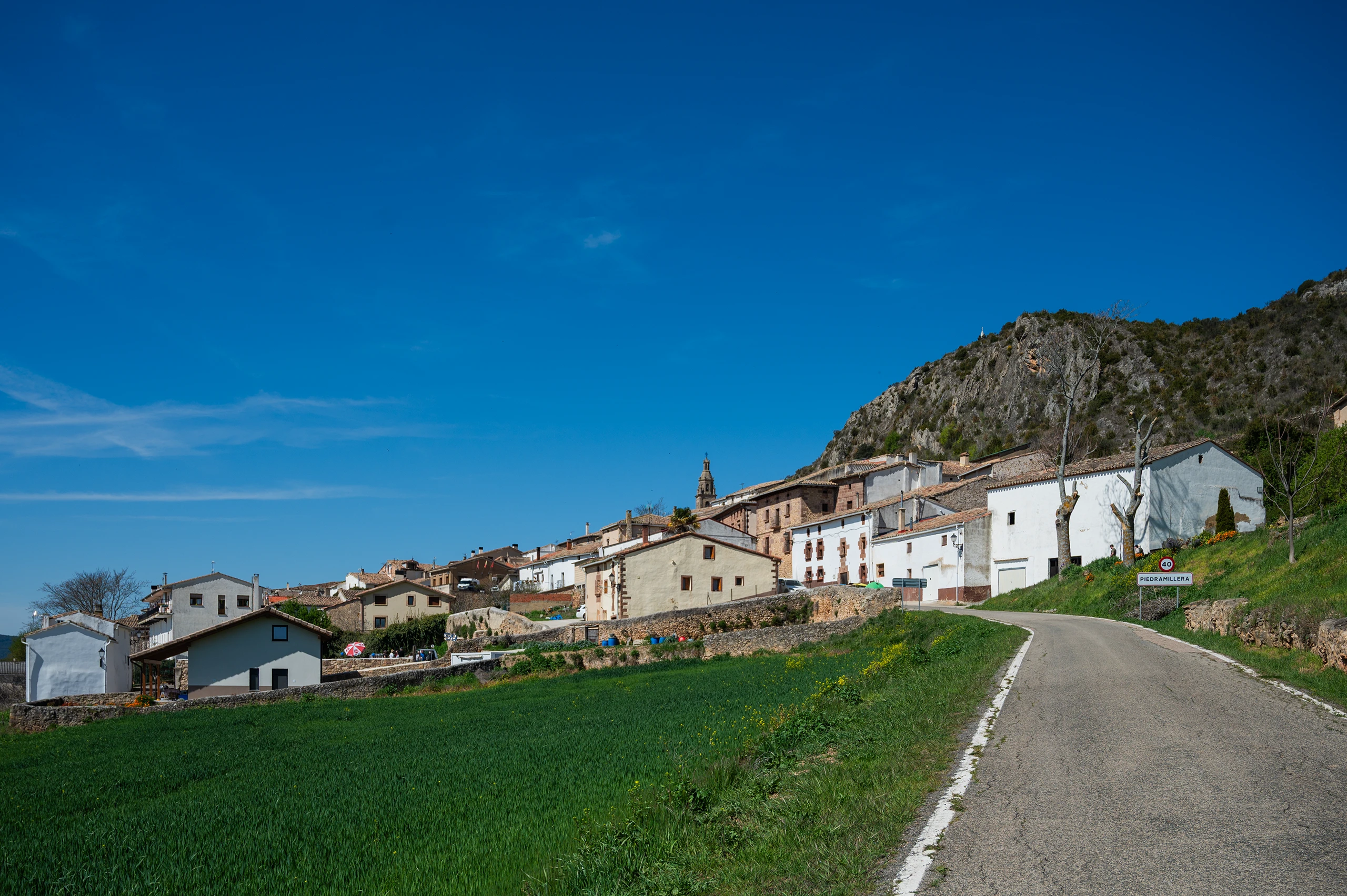 Una calzada medieval excavada en la roca